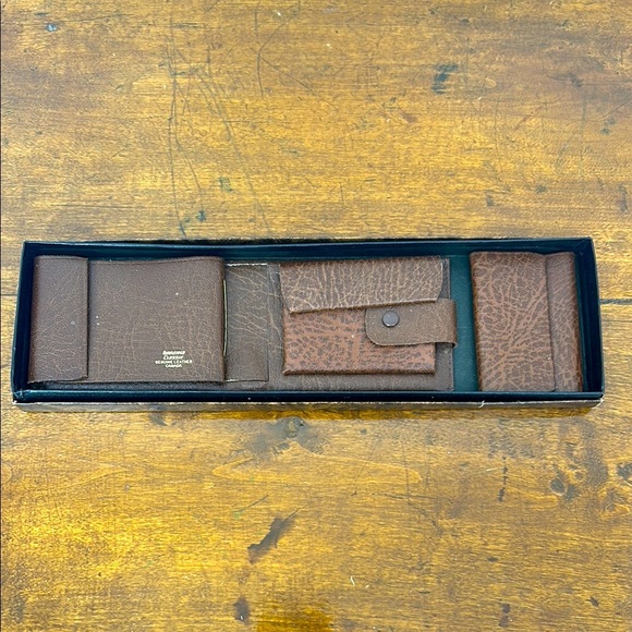 Vintage Leather Wallet and Key Holder Money Cash Cards Pocket Mens Canada NWOT - Picture 1 of 8